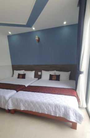 LUCKY HOTEL